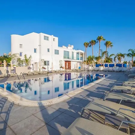 Plaza Double Sea And Pool View-124 *